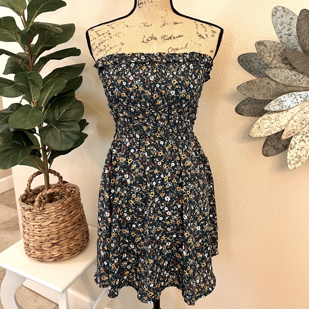 Floral strapless sundress